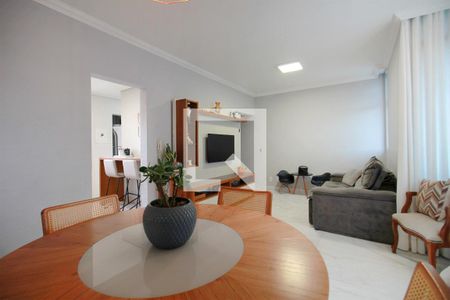 Sala de apartamento para alugar com 3 quartos, 120m² em Horto, Belo Horizonte