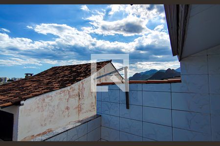 Casa à venda com 75m², 3 quartos e 1 vaga Casa à venda com 75m², 3 quartos e 1 vagaterraço