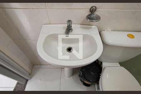 Casa à venda com 75m², 3 quartos e 1 vaga Casa à venda com 75m², 3 quartos e 1 vagabanheiro social