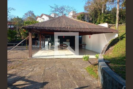 Casa à venda com 3 quartos, 260m² em Maria Paula, Niterói