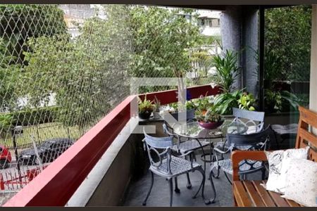 Apartamento à venda com 4 quartos, 200m² em Aclimação, São Paulo