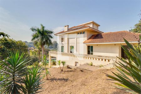 Casa à venda com 5 quartos, 1300m² em Fazenda Morumbi, São Paulo