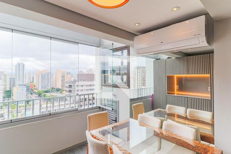 Sala/Cozinha de apartamento para alugar com 1 quarto, 61m² em Santo Amaro, São Paulo