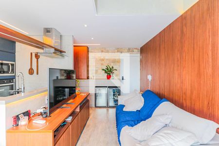 Sala/Cozinha de apartamento para alugar com 1 quarto, 61m² em Santo Amaro, São Paulo