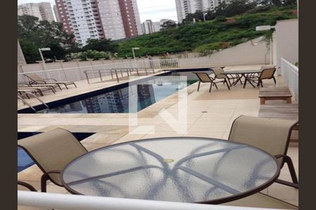 Apartamento à venda com 2 quartos, 49m² em Parque Reboucas, São Paulo