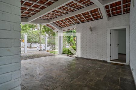 Casa à venda com 3 quartos, 240m² em Jardim Campo Grande, São Paulo