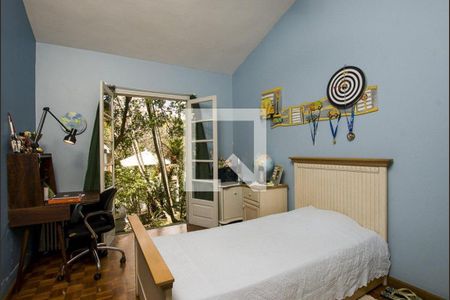 Casa à venda com 5 quartos, 600m² em Vila Tramontano, São Paulo