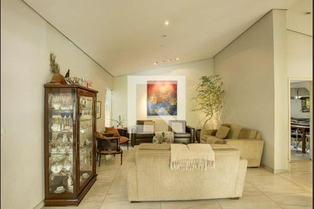 Casa à venda com 5 quartos, 600m² em Vila Tramontano, São Paulo