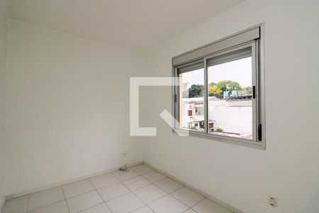 Quarto 2 de apartamento para alugar com 2 quartos, 55m² em Azenha, Porto Alegre