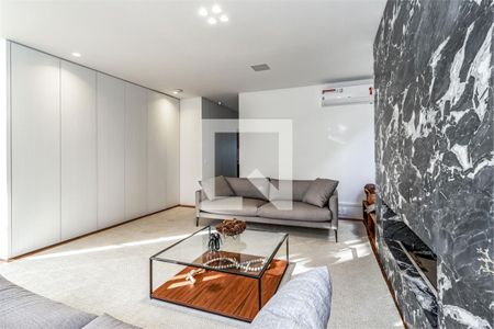 Casa à venda com 5 quartos, 671m² em Jardim Panorama, São Paulo