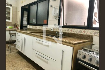 Apartamento à venda com 3 quartos, 144m² em Real Parque, São Paulo