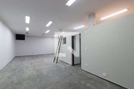 Salão de casa para alugar com 3 quartos, 350m² em Vila Brasil, São Paulo