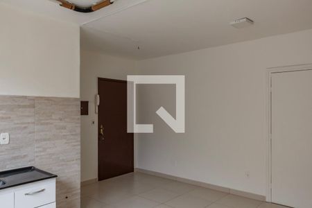 Sala/Quarto de apartamento para alugar com 1 quarto, 48m² em Cavalhada, Porto Alegre