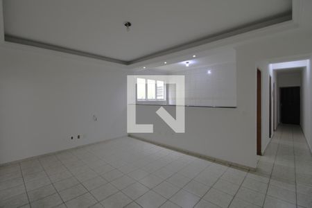 Sala de casa para alugar com 2 quartos, 120m² em Vila do Castelo, São Paulo