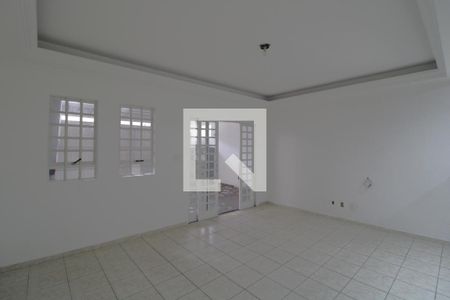 Sala de casa para alugar com 2 quartos, 120m² em Vila do Castelo, São Paulo