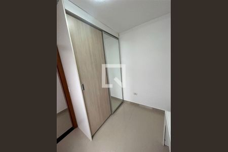 Casa à venda com 3 quartos, 130m² em Parque Maria Domitila, São Paulo