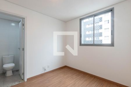 Quarto Suíte de apartamento à venda com 2 quartos, 54m² em Coração Eucarístico, Belo Horizonte