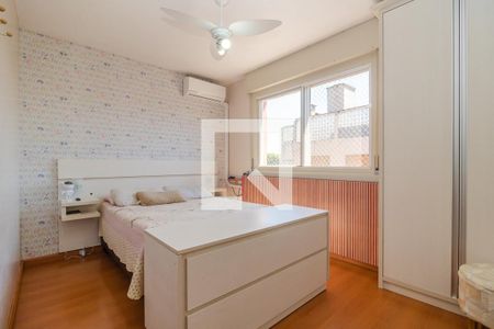 Quarto 1 de apartamento à venda com 2 quartos, 60m² em Teresópolis, Porto Alegre