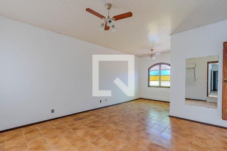 Sala de casa à venda com 4 quartos, 163m² em Guarujá, Porto Alegre