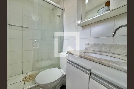 Suíte - Banheiro de casa de condomínio para alugar com 3 quartos, 85m² em Vargem Grande, Rio de Janeiro