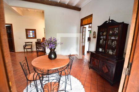 Sala de casa de condomínio à venda com 3 quartos, 326m² em Conjunto Habitacional Vila Santana (sousas), Campinas