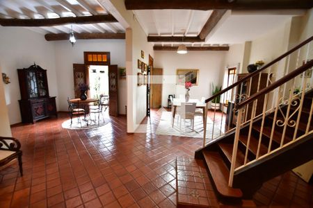 Sala de casa de condomínio à venda com 3 quartos, 326m² em Conjunto Habitacional Vila Santana (sousas), Campinas