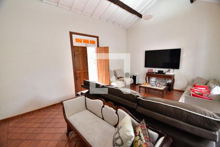 Sala TV de casa de condomínio à venda com 3 quartos, 326m² em Conjunto Habitacional Vila Santana (sousas), Campinas