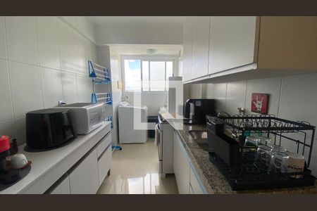 Cozinha de apartamento à venda com 2 quartos, 70m² em Buritis, Belo Horizonte