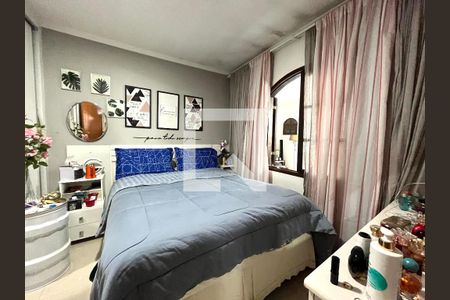 Suite de casa à venda com 3 quartos, 350m² em Vila Campestre, São Paulo