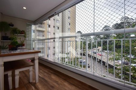 Varanda de apartamento à venda com 3 quartos, 92m² em Jardim Henriqueta, Taboão da Serra