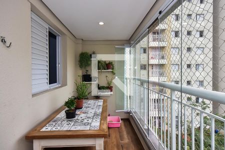 Varanda de apartamento à venda com 3 quartos, 92m² em Jardim Henriqueta, Taboão da Serra