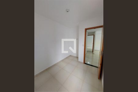 Apartamento à venda com 2 quartos, 34m² em Vila Nhocuné, São Paulo