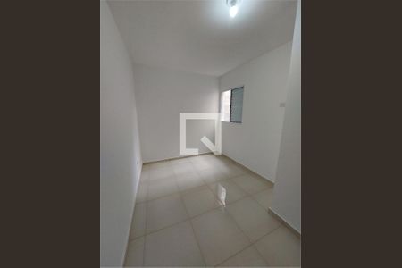 Apartamento à venda com 2 quartos, 34m² em Vila Nhocuné, São Paulo