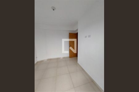 Apartamento à venda com 2 quartos, 34m² em Vila Nhocuné, São Paulo