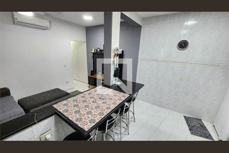 Casa à venda com 2 quartos, 88m² em Campo Grande, São Paulo