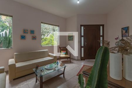 Sala de casa à venda com 4 quartos, 630m² em Trevo, Belo Horizonte