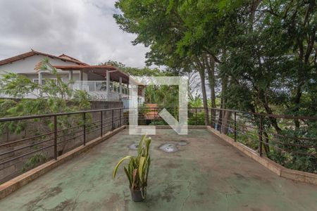 Varanda de casa à venda com 4 quartos, 630m² em Trevo, Belo Horizonte