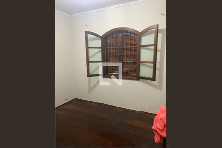 Casa à venda com 2 quartos, 102m² em Jardim Marek, Santo André