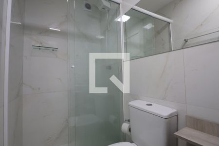 Banheiro de apartamento à venda com 2 quartos, 50m² em São José, Canoas