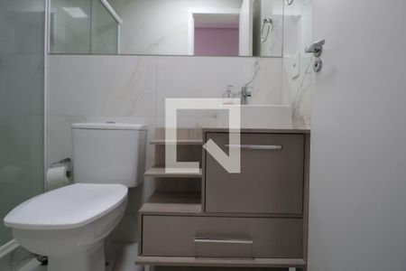 Banheiro de apartamento à venda com 2 quartos, 50m² em São José, Canoas