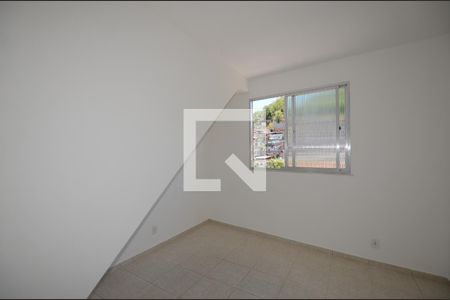 Quarto 1 de apartamento para alugar com 2 quartos, 65m² em Vila Valqueire, Rio de Janeiro