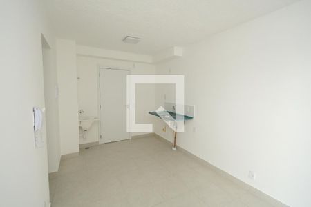 Sala/Cozinha de apartamento para alugar com 2 quartos, 35m² em Socorro, São Paulo