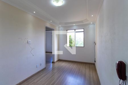 Sala de apartamento para alugar com 2 quartos, 42m² em Jardim Arco-iris, Cotia