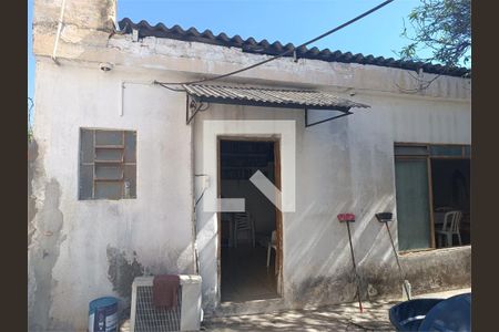 Casa à venda com 2 quartos, 96m² em Vila Mangalot, São Paulo