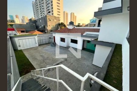 Casa à venda com 4 quartos, 370m² em Vila Prudente, São Paulo