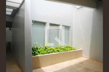 Casa à venda com 3 quartos, 298m² em Chácara Santo Antônio (Zona Sul), São Paulo