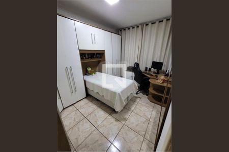 Casa à venda com 3 quartos, 277m² em Parque Novo Mundo, São Paulo