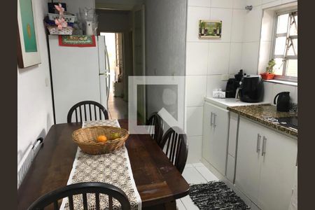 Casa à venda com 3 quartos, 160m² em Vila Deodoro, São Paulo