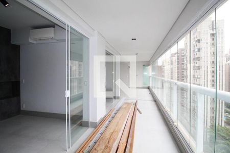 Apartamento à venda com 2 quartos, 121m² em Indianópolis, São Paulo