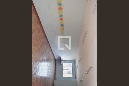 Casa à venda com 1 quarto, 60m² em Utinga, Santo André